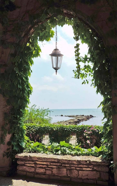 Lampa ogrodowa wisząca K-5006H CZARNY/ZŁOTY z serii LOZANA