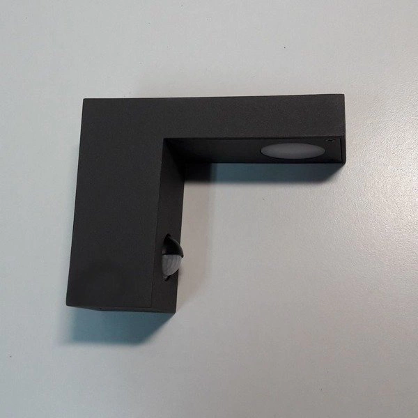 Zewnętrzna lampa LAIA LED z czujnikiem ruchu