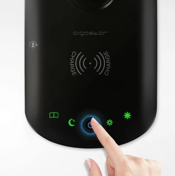 Lampa biurkowa LIGHT06 czarana z ładowarką indukcyjną