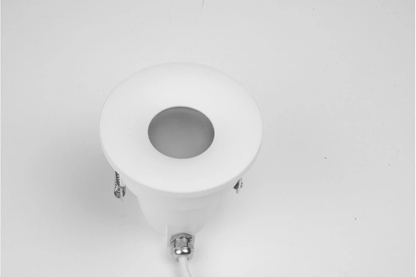 Azzardo ROMOLO R IP65 BK 5390