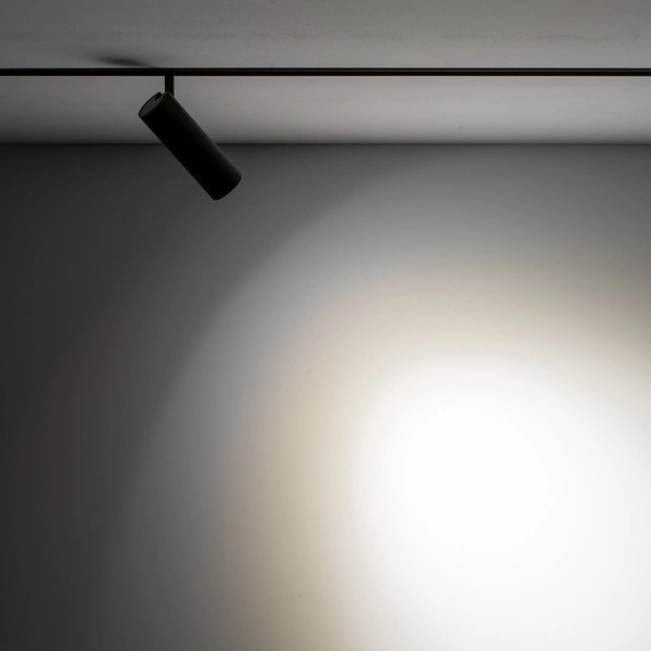 Spot LED wys. 18,5cm 9W 4000K do szynoprzewodów magnetycznych LVM | czarny 10656