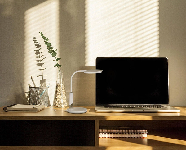 Lampka biurkowa K-BL1237 BIAŁY z serii DINO