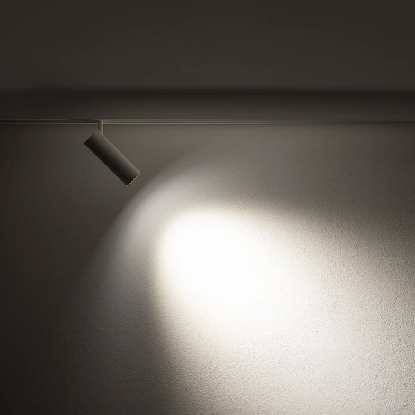 SPOT LED LVM 9W 3000K 780lm wys.18.5cm szer.4cm dług.12.5cm CRI>90 | Biały 11644