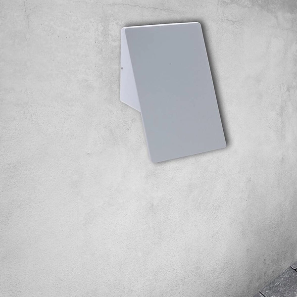 Biała lampa LED PLAIN na elewację 096