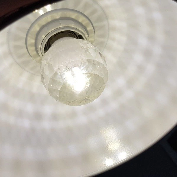 Żarówka LED E27 4,3W neutralna 4000K ozdobna kryształowa kulka