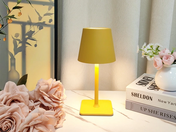 Lampa stołowa TAZA 3,5W 400lm CCT IP54 żółta 2x2000mAh 4in1 LITE