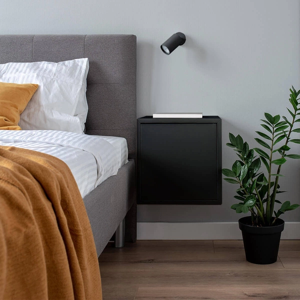 Spot czarny z serii SNOW