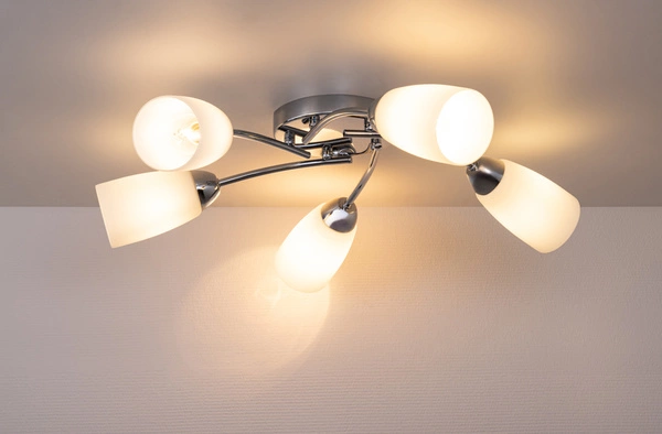 Lampa Sufitowa Terni 5xE14 Max.40W Chrom Metal/Białe Szkło 8330528