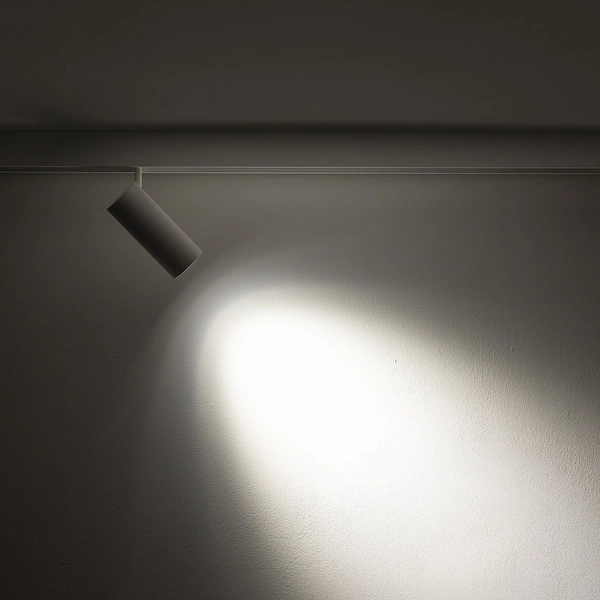 SPOT LED LVM 15W 3000K 1020lm wys.20.5cm szer.5.5cm dług.14cm CRI>90 | Biały 11642