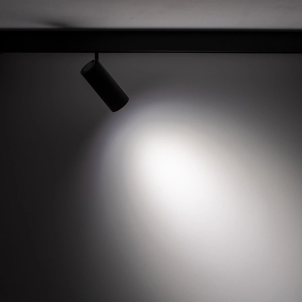 Spot LED wys. 20,5cm 15W 4000K do szynoprzewodów magnetycznych LVM | czarny 10655