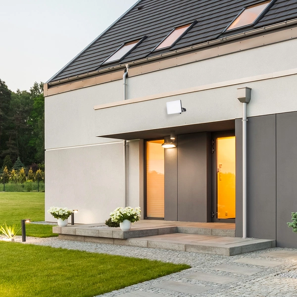 Naświetlacz LED 10W, 950lm, 5000K, EKN9013