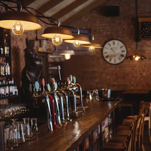 Żarówka FILAMENT LED G80 E27 6W Ciepła 2200K bursztynowa