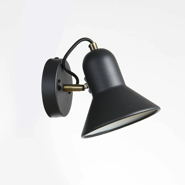 Czarny kinkiet ASTAMA w nowoczesnym stylu