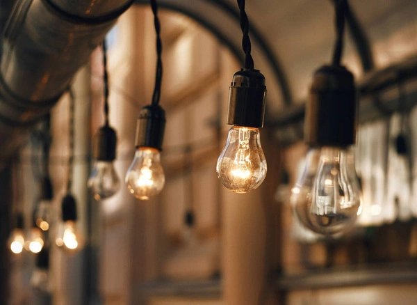 Profesjonalna girlanda IP44 czarna 17m 15xE27 z gniazdem EKO1892