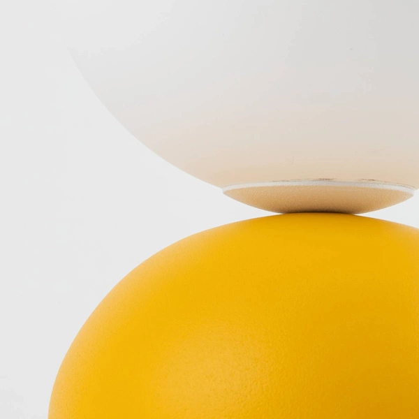 MIKI YELLOW LAMPKA NOCNA 1 16040