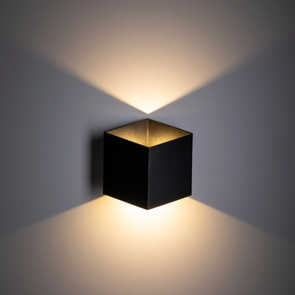 CUBE BLACK KINKIET LED IP 54